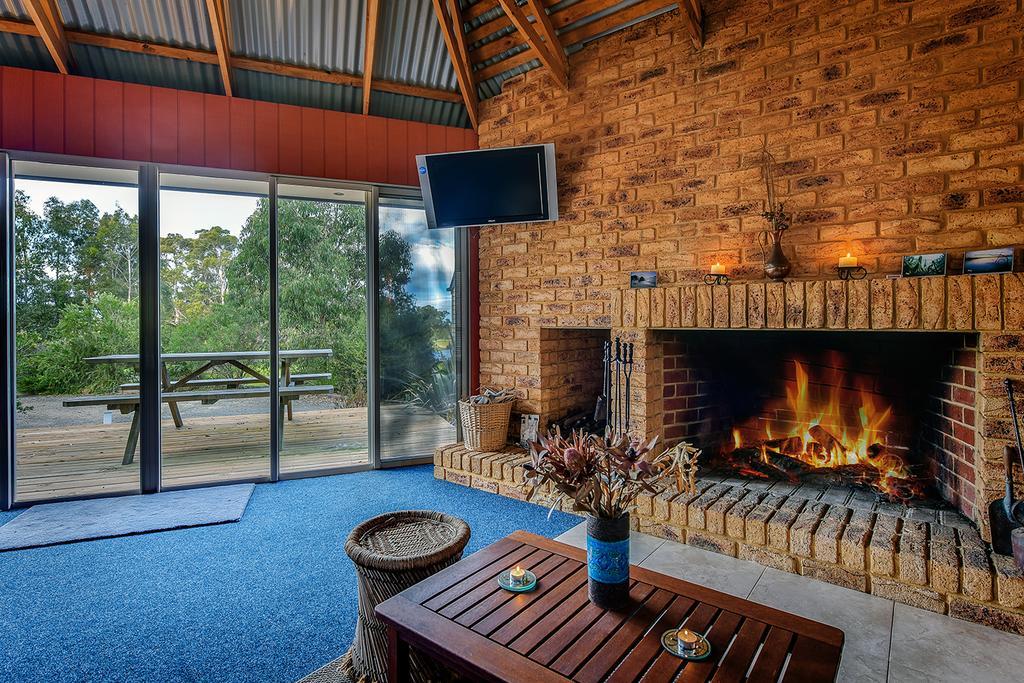 Waverley House Cottages Lakes Entrance Zewnętrze zdjęcie